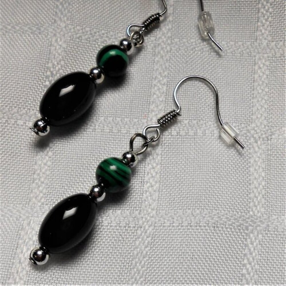Handmade necklace, bracelet and earrings with polished stones - Picture 4 of 5